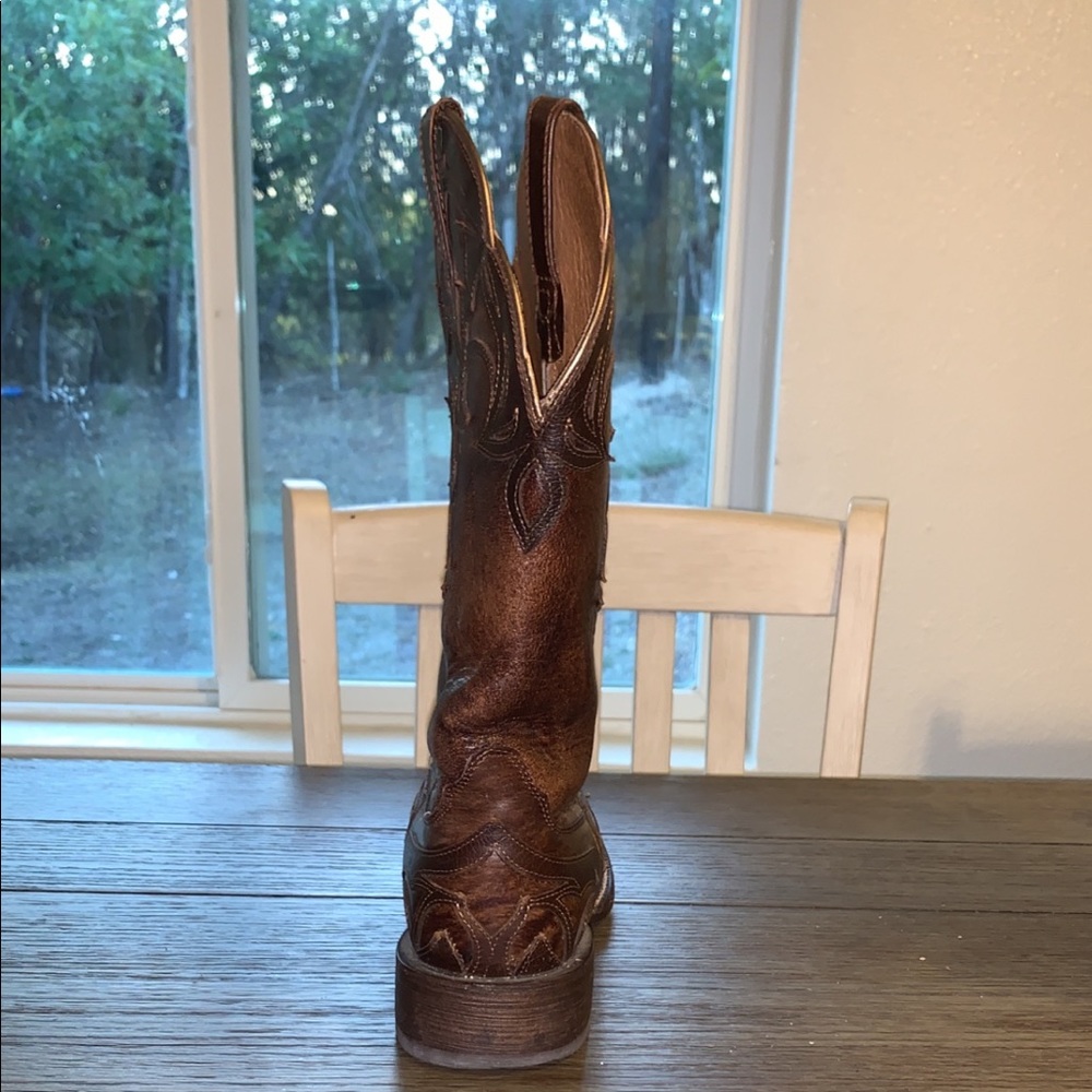 Women Aritat boots